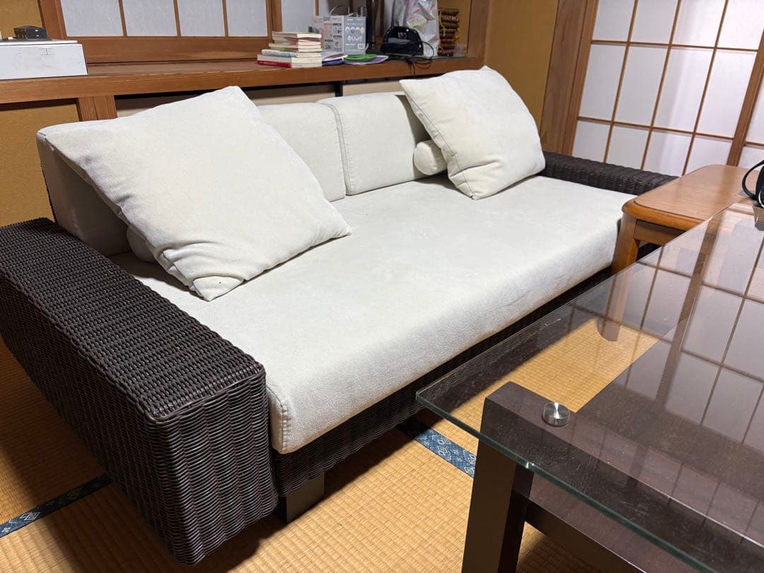 aflat 2人掛けソファ モダンデザイン