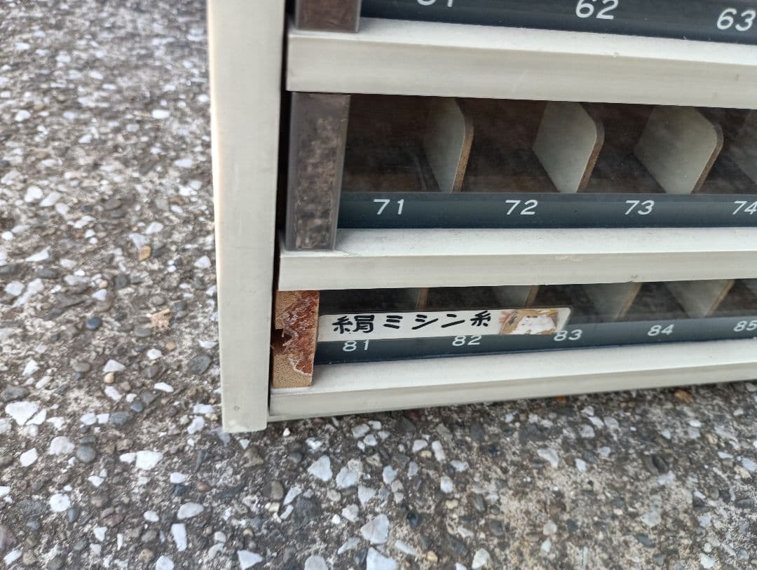 4254）糸販売木製ケース　　手芸 店舗什器 昭和レトロ