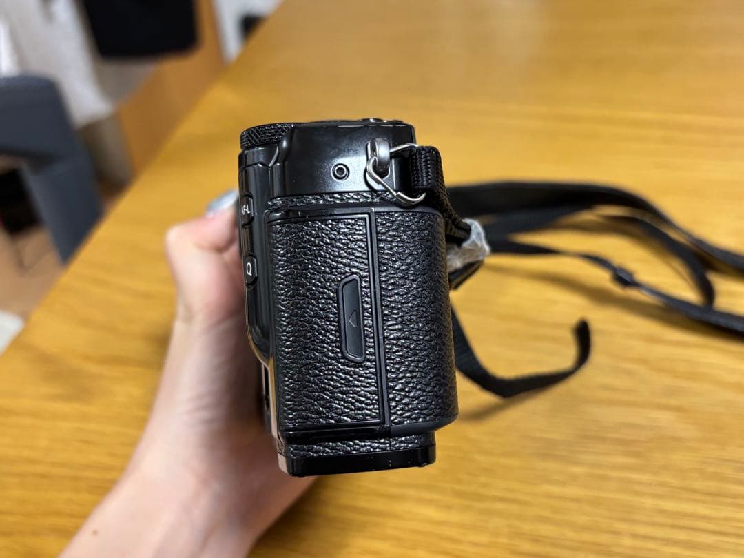 FUJIFILM X-Pro2ブラック ミラーレス一眼