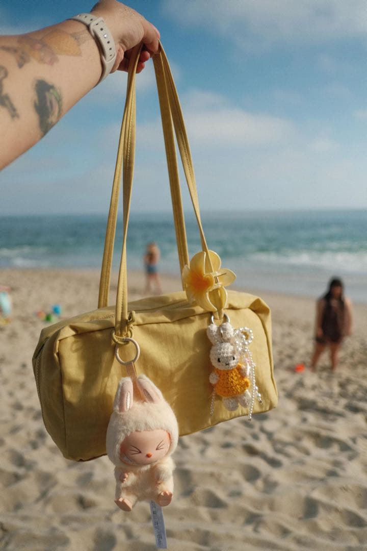 バッグ BAGGU NYLON BOWLER BAG BUTTER