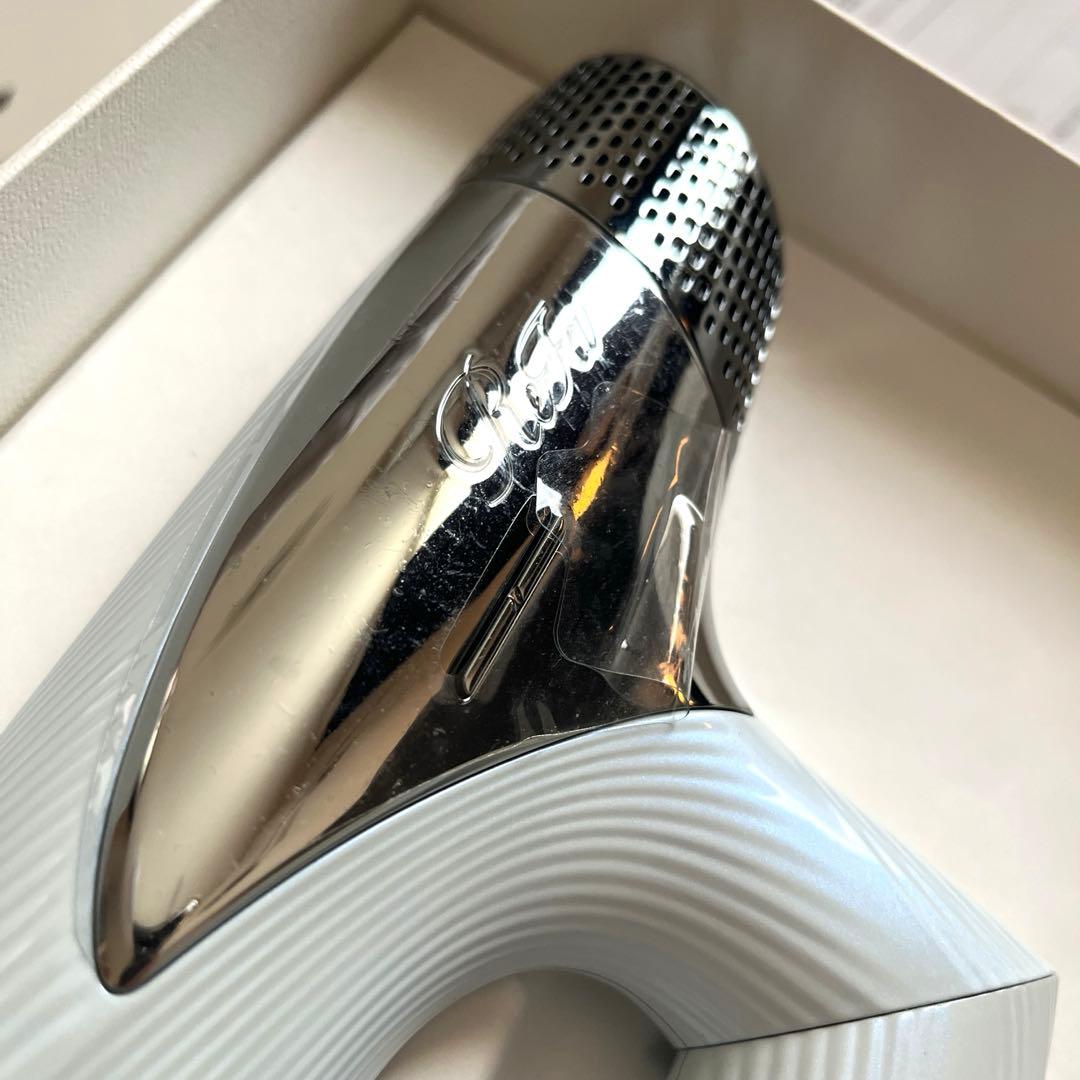 MTG ReFaビューテックドライヤー スマート　ホワイト　リファ本体