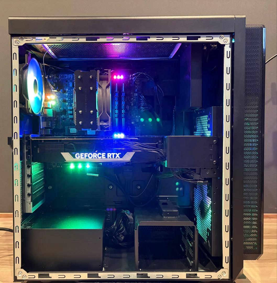 SSD追加　RTX4080 Predator　i7 13700F　ゲーミングPC