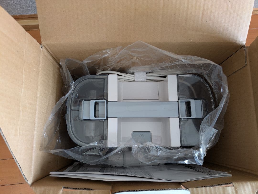 ブリ IRIS OHYAMA RNS-P10-W 布製品クリーナー