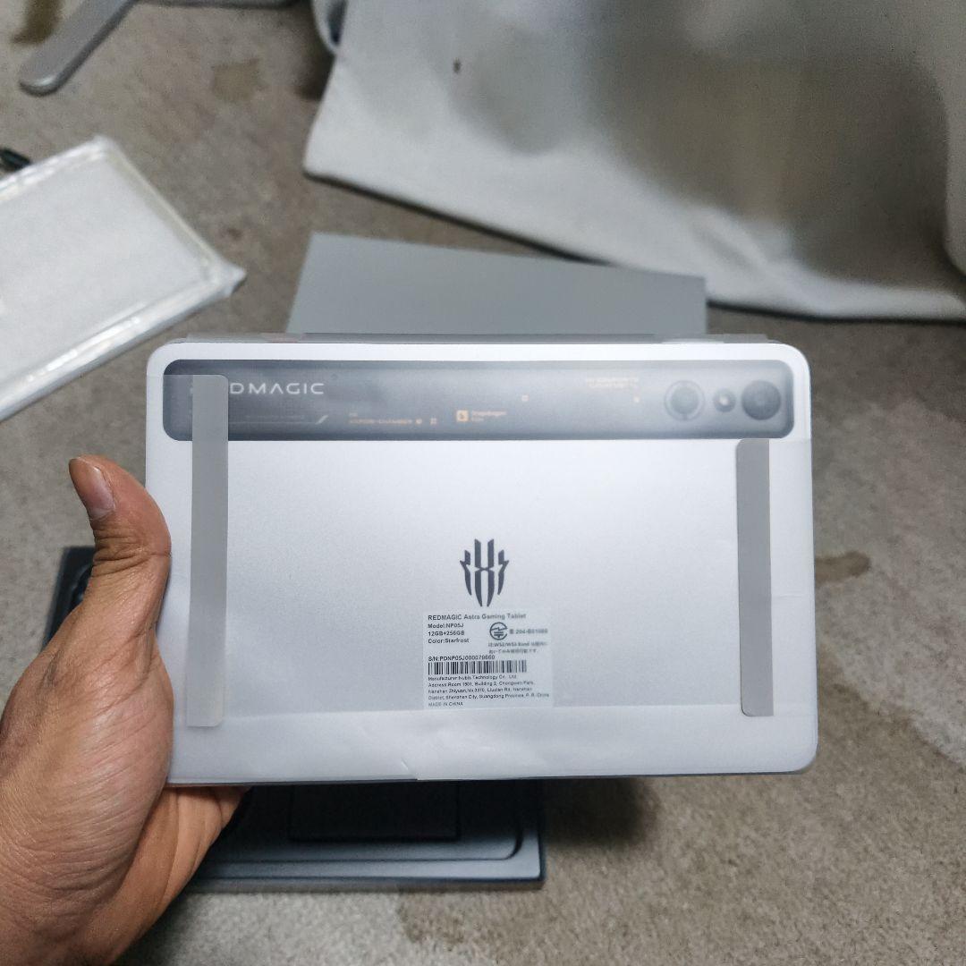 Androidタブレット本体 REDMAGIC ASTRA 256GB STARFROST