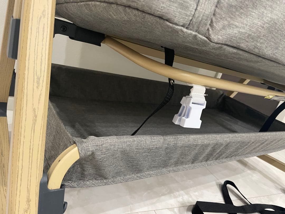 本日15時までです【新品・未使用】訳あり　HZDMJ ベビーベッド　グレー