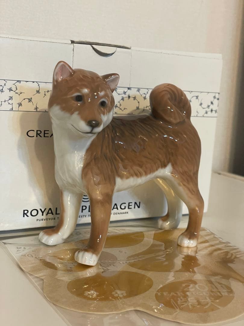 ロイヤルコペンハーゲンイヤーフィギュリン2011年　柴犬
