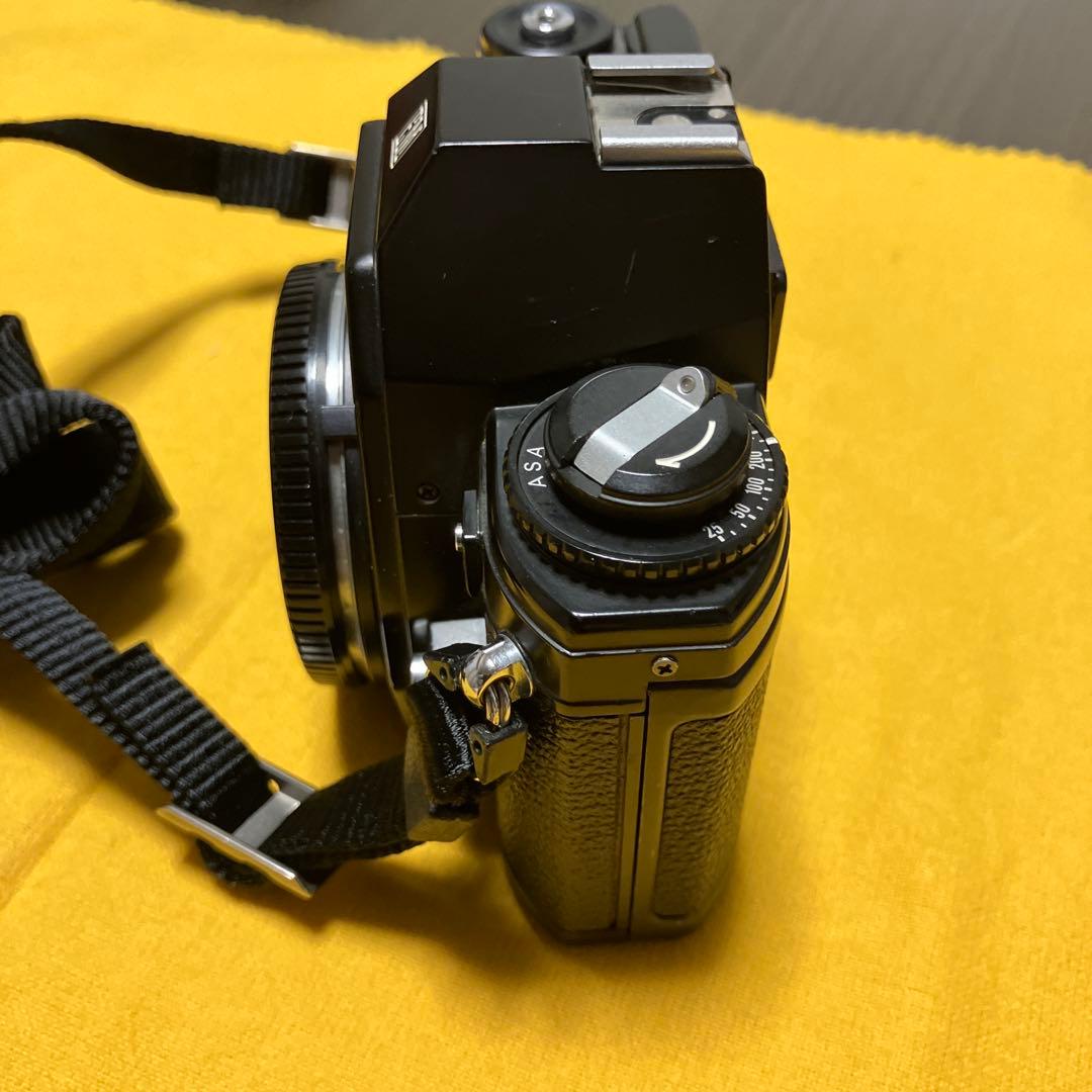 Nikon EM ブラック フィルム一眼レフカメラ