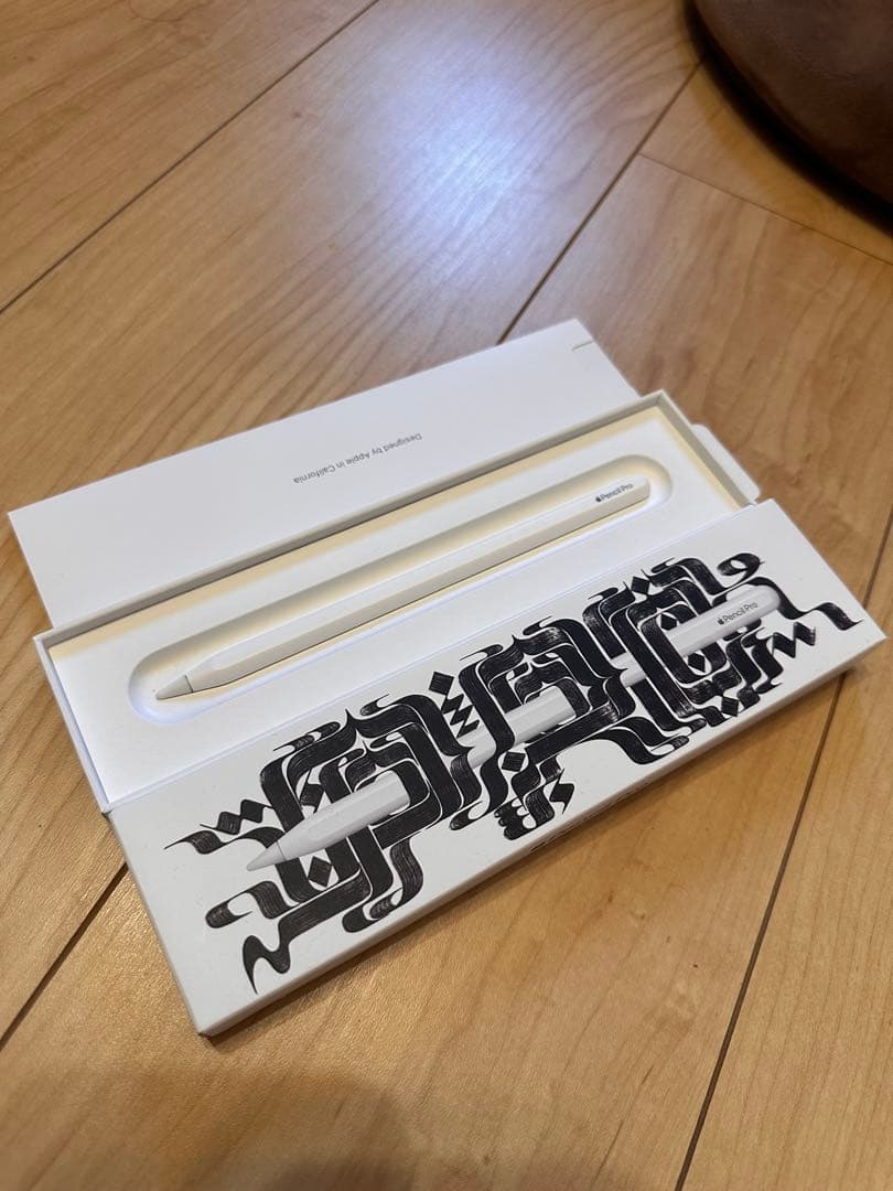 Apple Pencil pro専用ケース付き