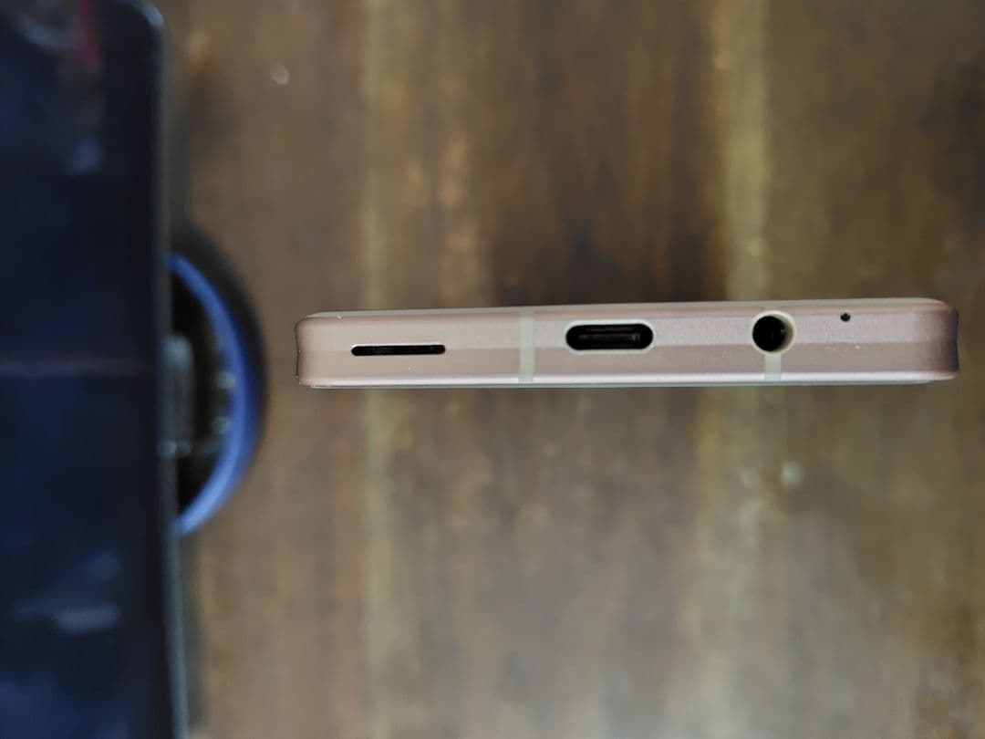 SHARP AQUOS SENSE 6 スマートフォン