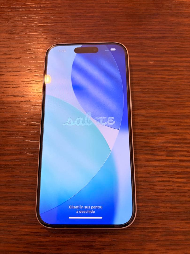 Apple iPhone 16 128GB ホワイト