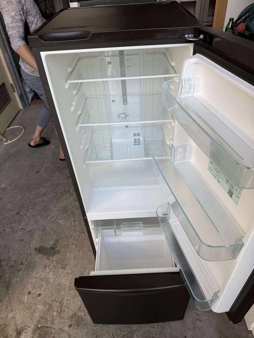 2021年製 冷蔵庫 168L ダークブラウン