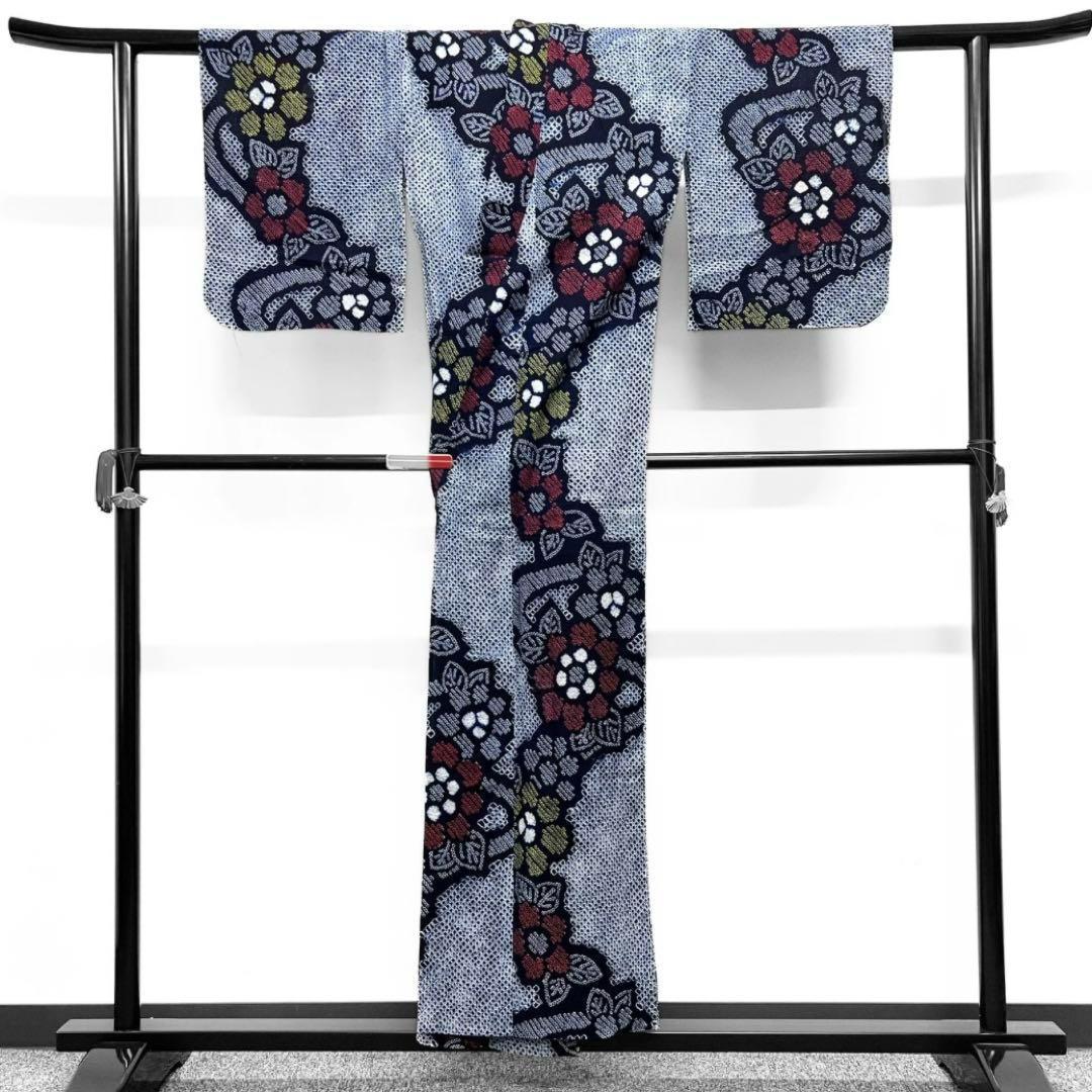 浴衣　有松鳴海絞り　流水　花模様　ネイビー系　着物　043w d