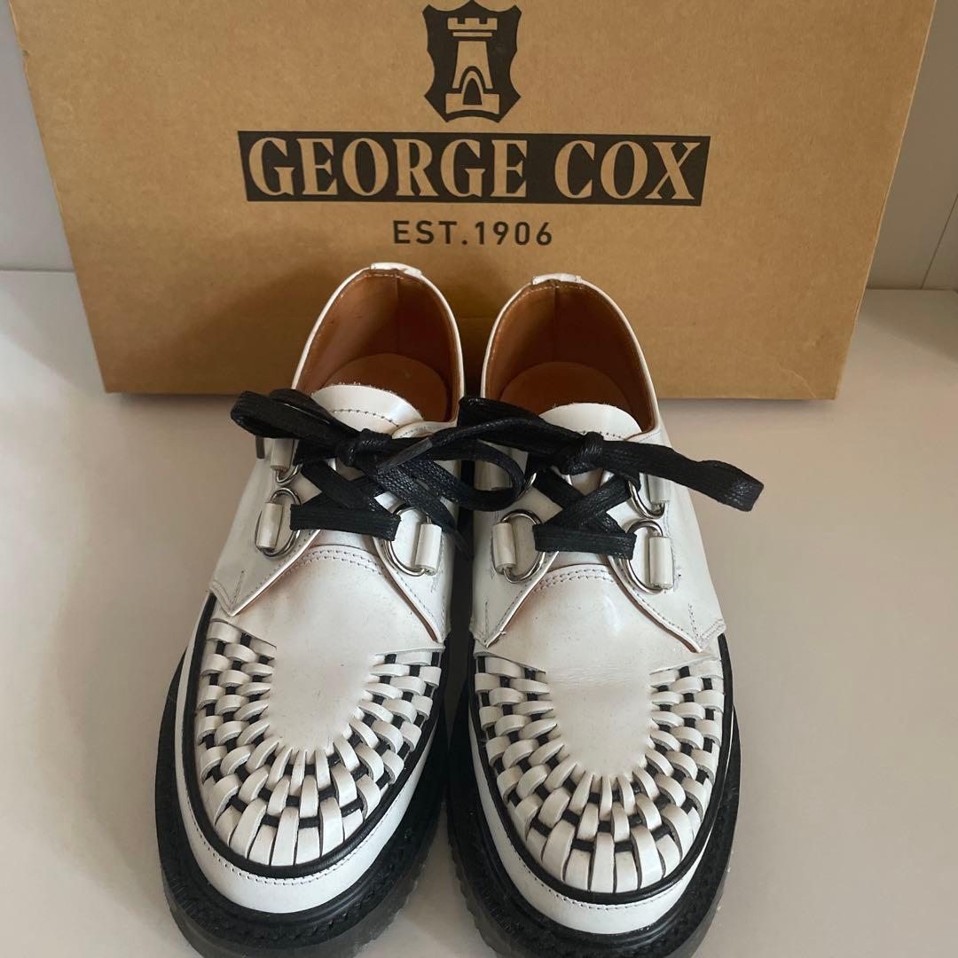E COX ホワイトDリング編み込みシューズサイズUK3