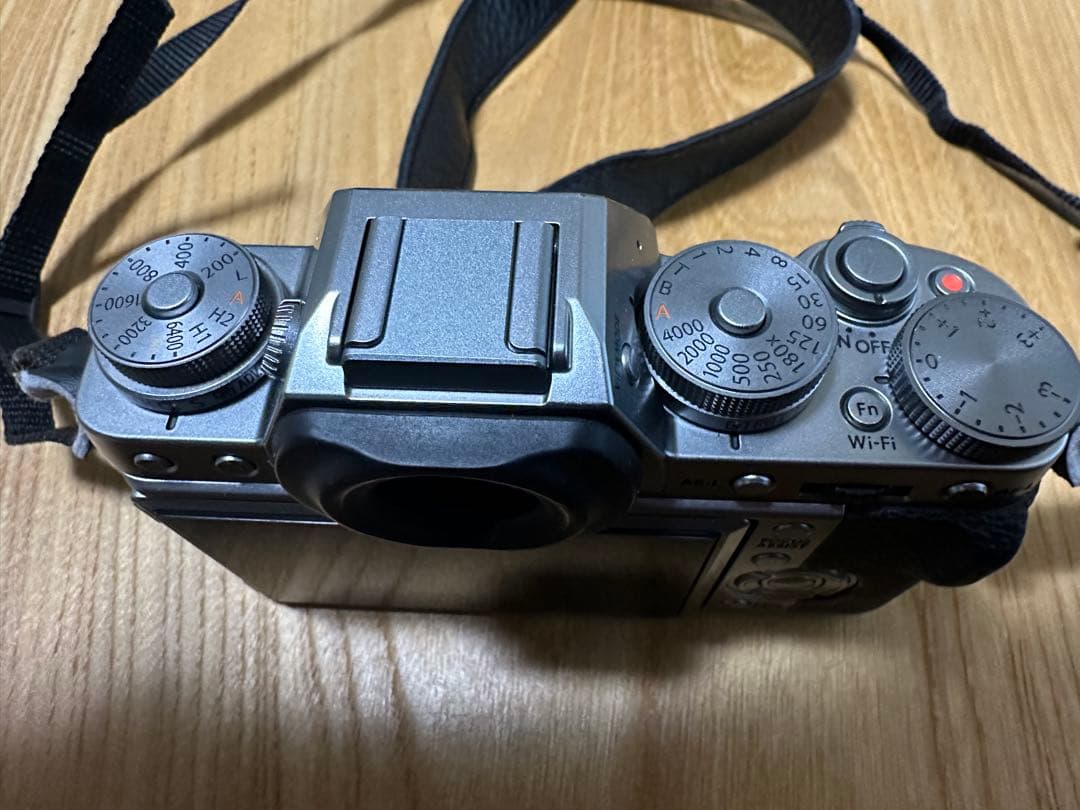 【最終値下】FUJIFILM X-T1 グラファイトシルバー ファンブック 付き