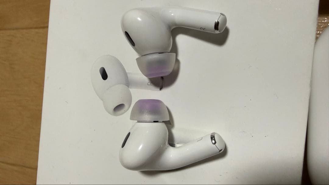 美品　AirPods Pro 2 (USB-C) 本体