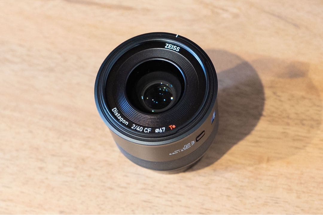 【ジャンク品】カールツァイス Batis 40mm/f2 CF sony用