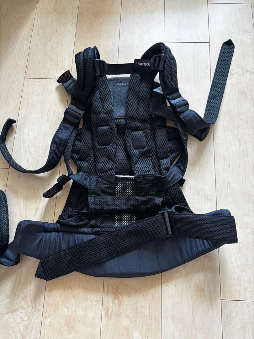 BABYBJÖRN ベビービョルン　HARMONY 抱っこひも ブラック