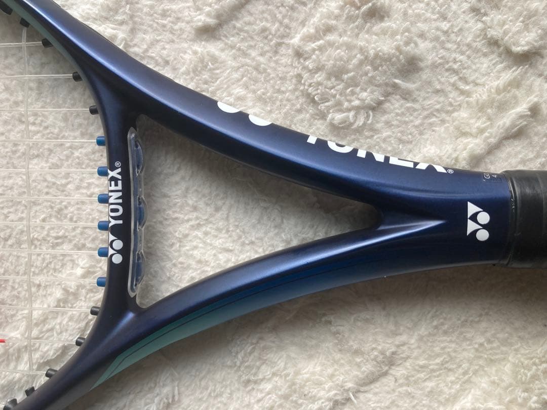 【美品】YONEX EZONE 100L スカイブルー G0