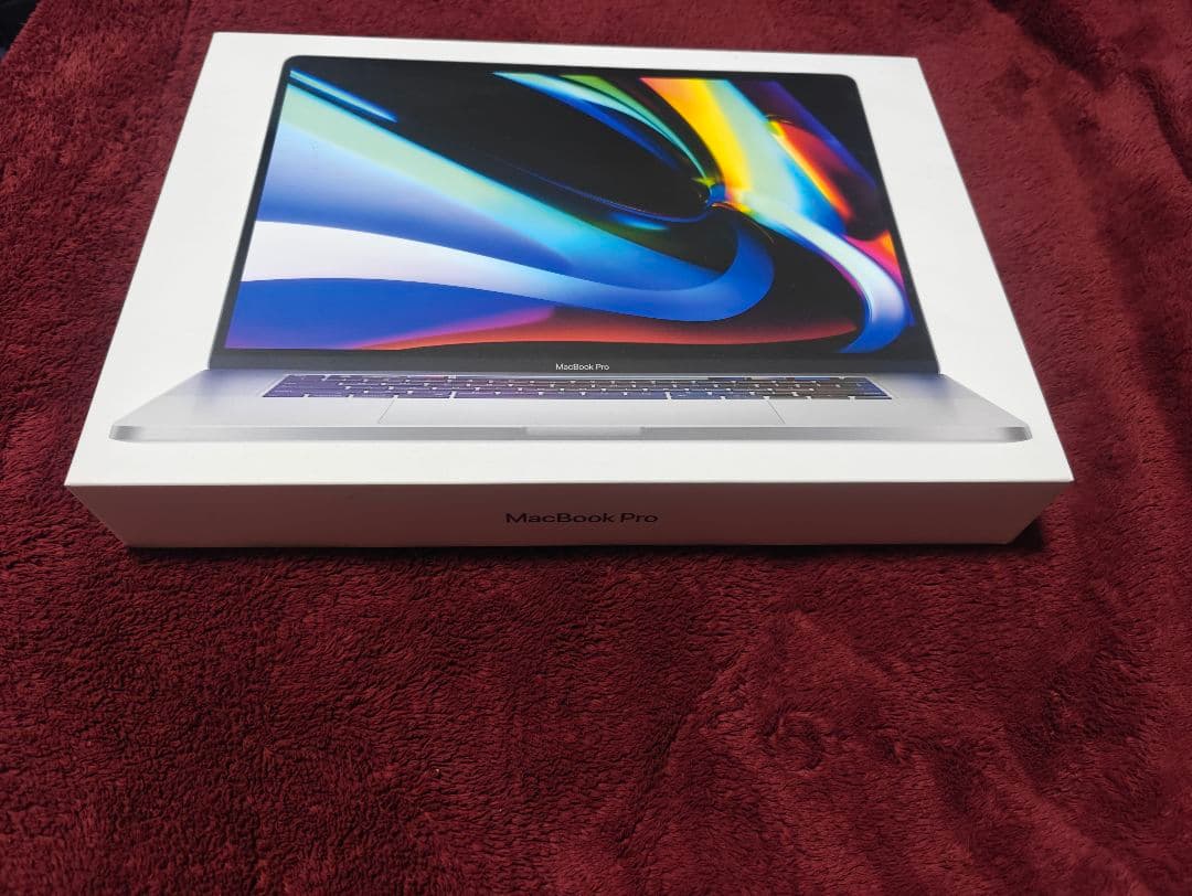 Apple MacBook Pro 15インチ シルバー