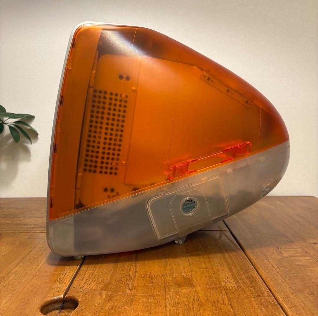 初代 iMac G3 タンジェリン ( Mac OS 8.6)