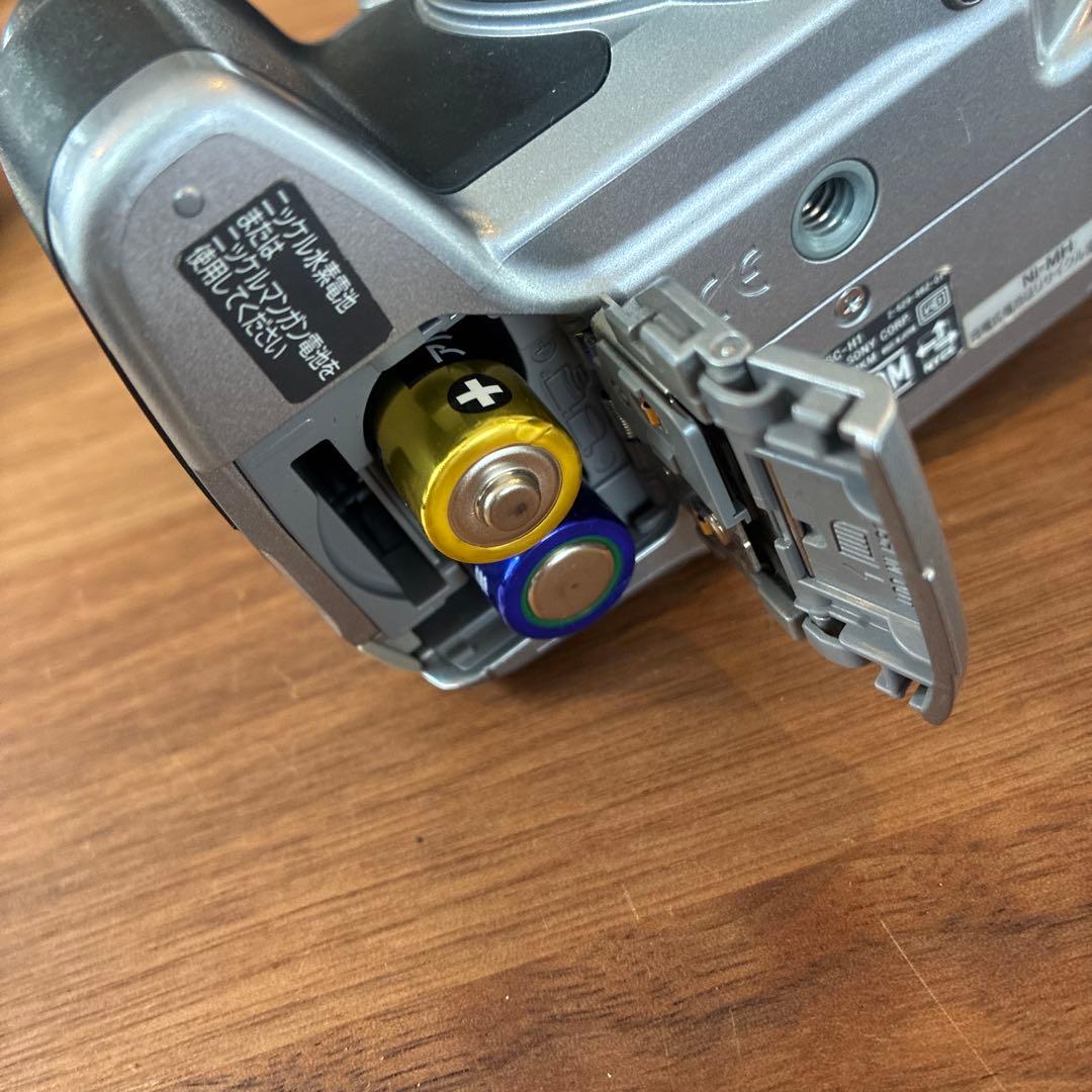 SONY DSC-H1 Cyber-shot デジタルカメラ 12倍ズーム