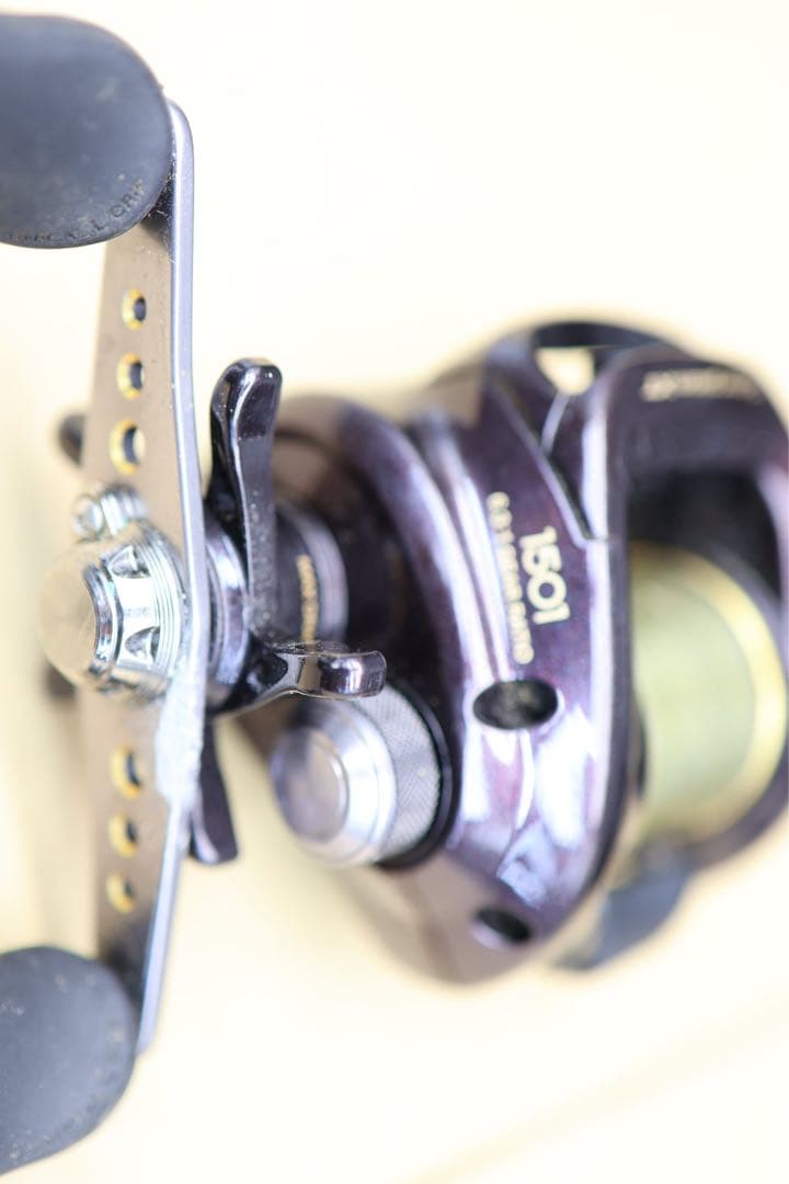 SHIMANO Scorpion XT 1501 リール