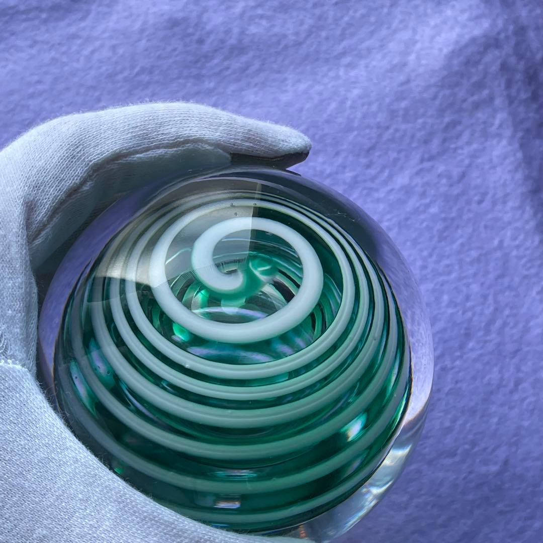 美しいペーパーウエイト インテリア 透明 うずまき