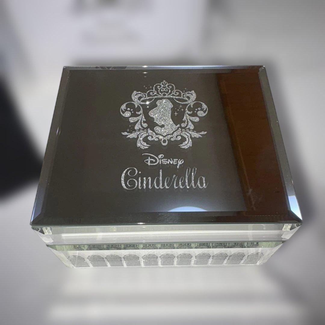 新品未使用品　Disney Cinderella オルゴール
