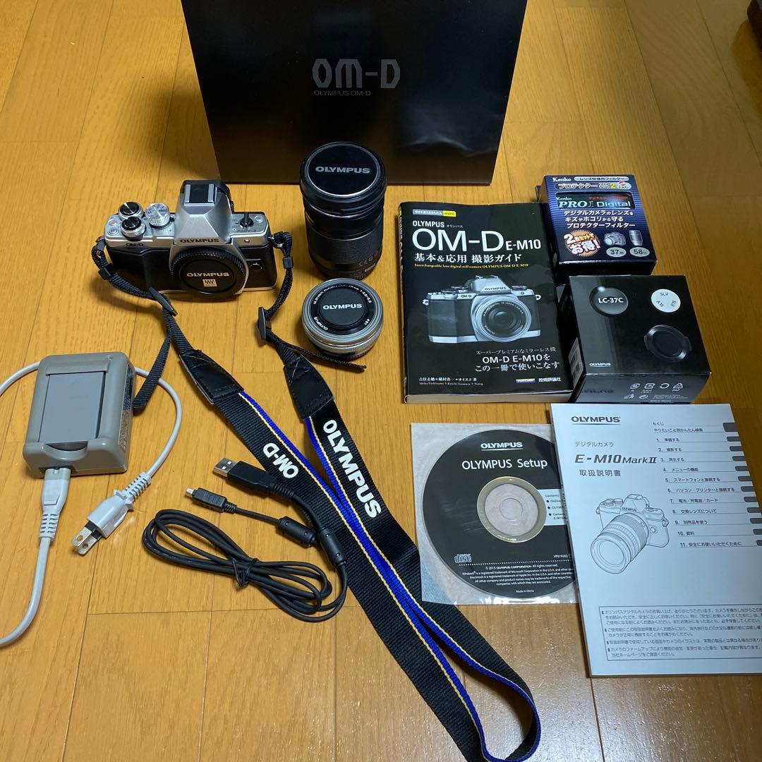 美品　OLYMPUS OM-D E-M10 MarkⅡ シルバー