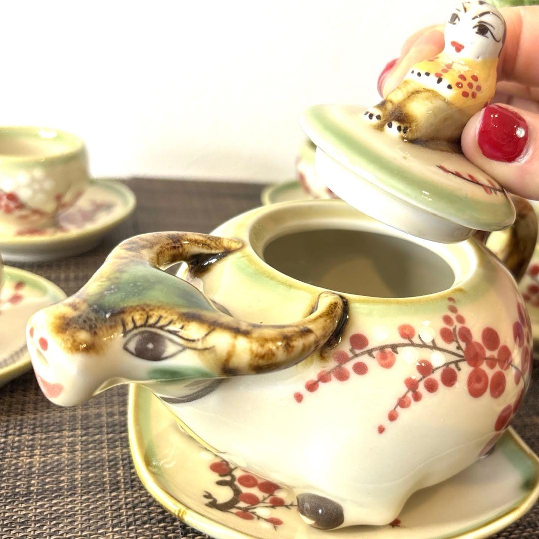 ベトナム民藝 急須セット　陶器 水牛モチーフ人形付き 梅花　希少　送料込み