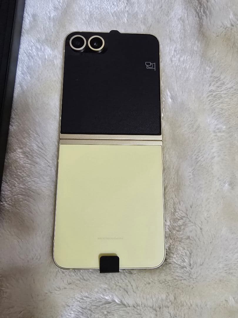 スマートフォン本体 Samsung Galaxy Z Flip6 YELLOW