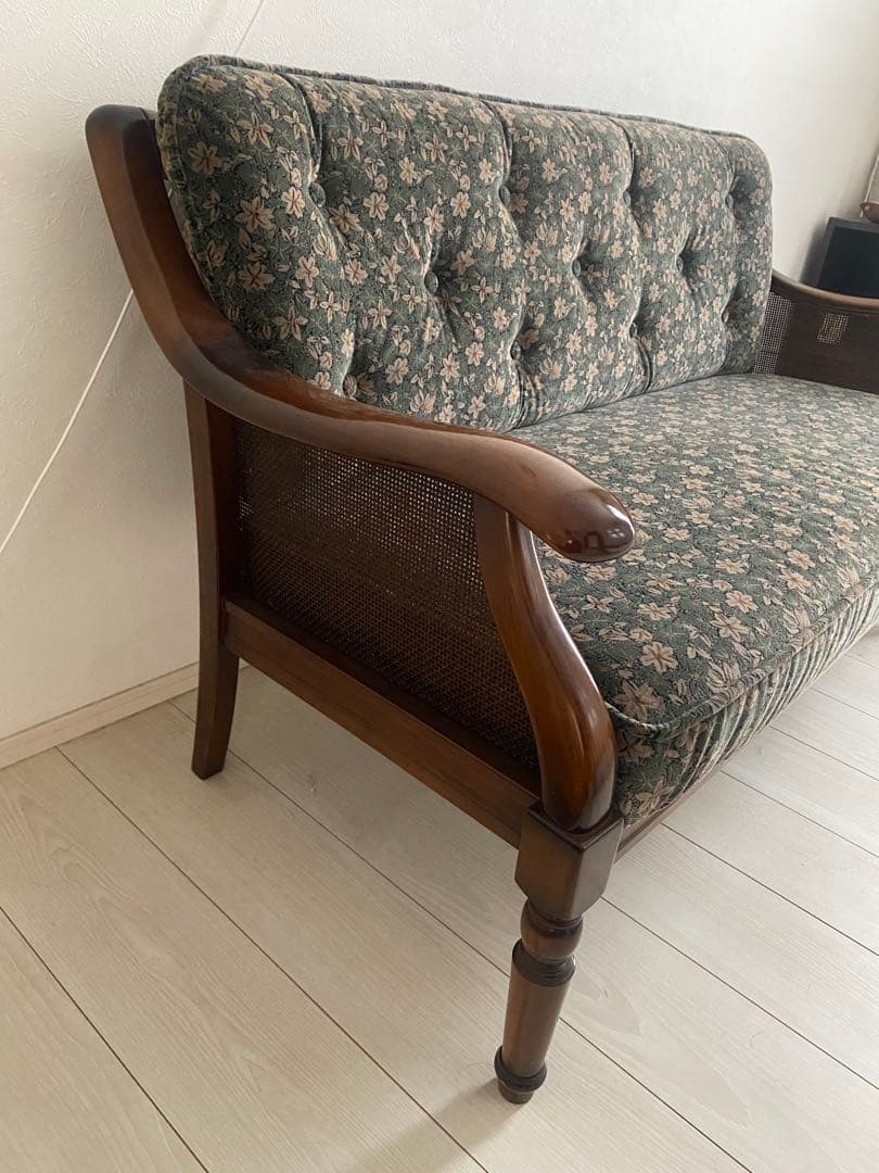 カリモク コロニアル グリーン 花柄