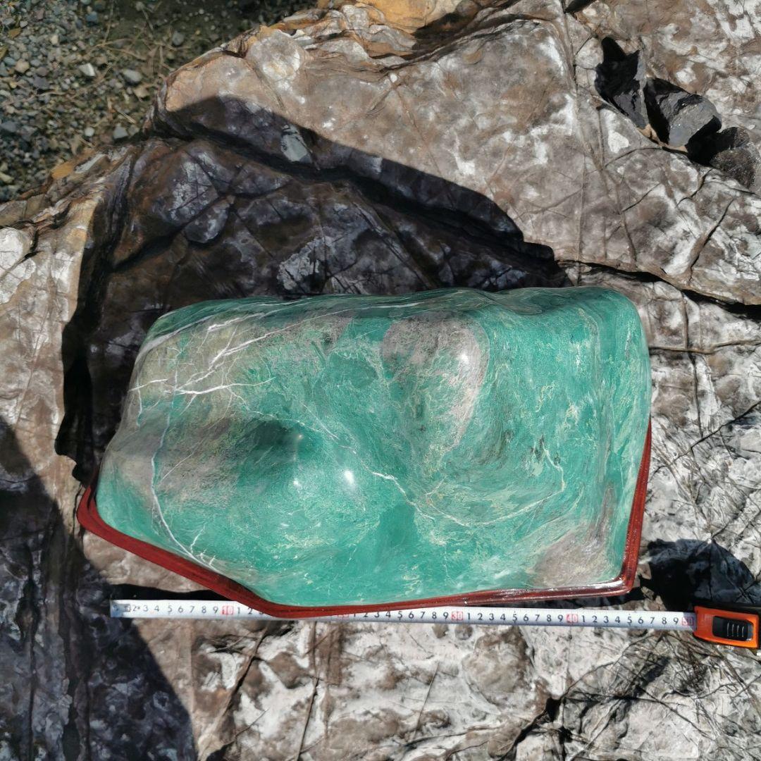ナミビア翡翠　25.8キロ　翡翠　ヒスイ　鑑賞石　石　盆石　水石　置物　オブジェ