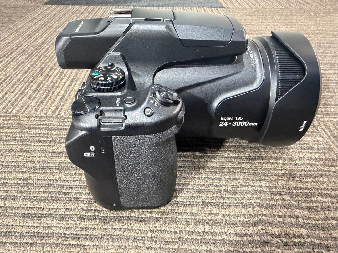 Nikon COOLPIX P1000 本体　数回使用　新品バッテリー付