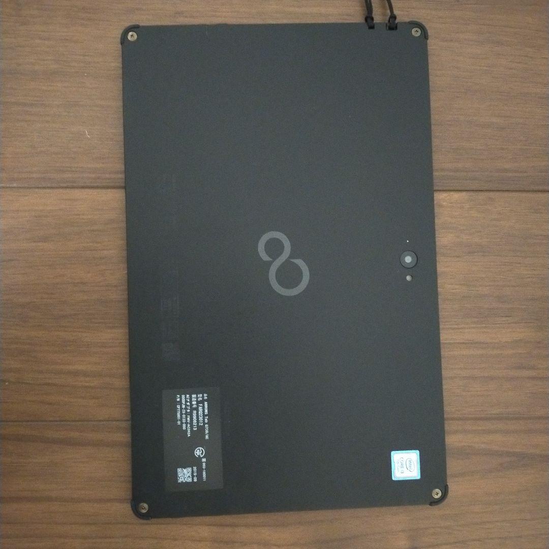 富士通　ARROWS Tab q739　タブレット13.3インチ　クレードル付