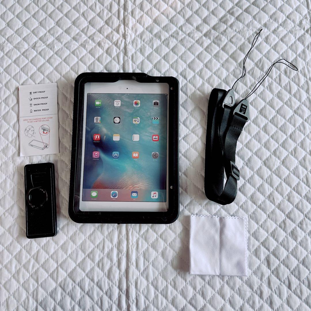 84★ iPad mini 6 ケース　防水ケース ブラック IP68準拠