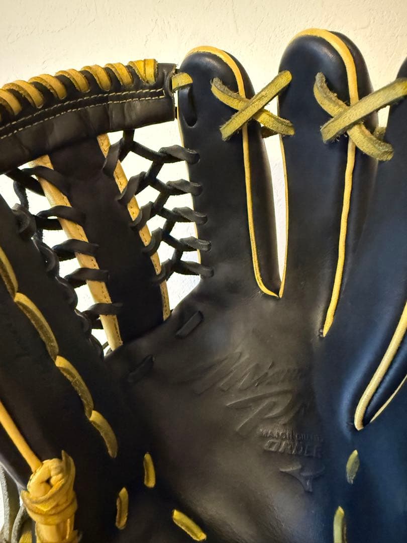 【定価8万強】ミズノプロ 西川モデルオーダーグラブ　軟式 シャンパンイエロー