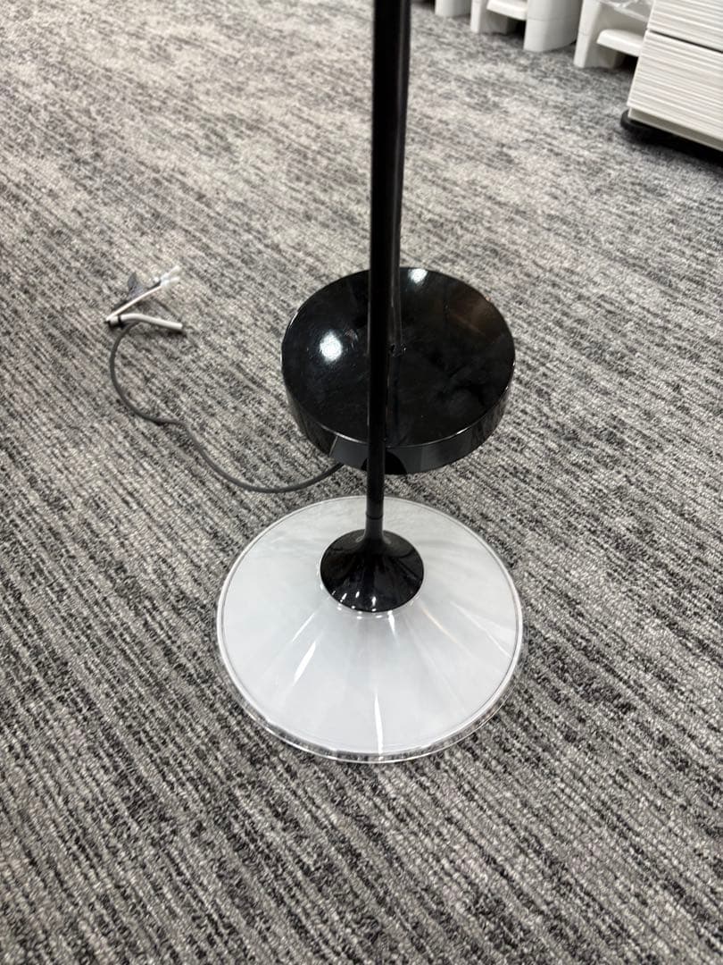 Artemide ORSA 21 LEDスタンドライト