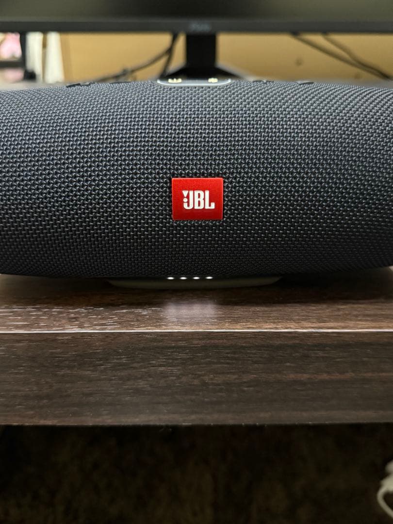 JBL CHARGE 4 ワイヤレススピーカー