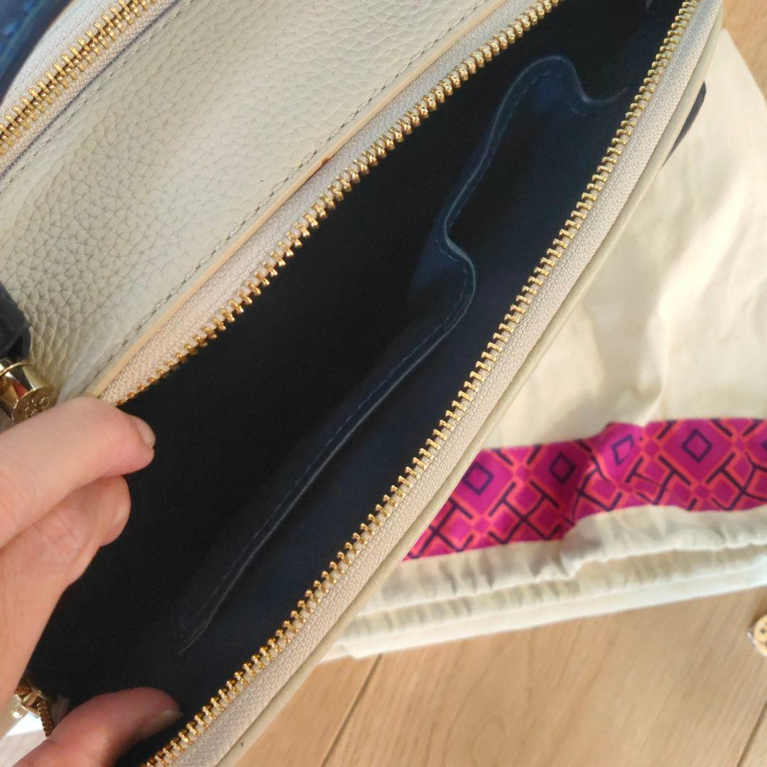 週末SALE✮　トリバーチ 新品　ショルダー レザー