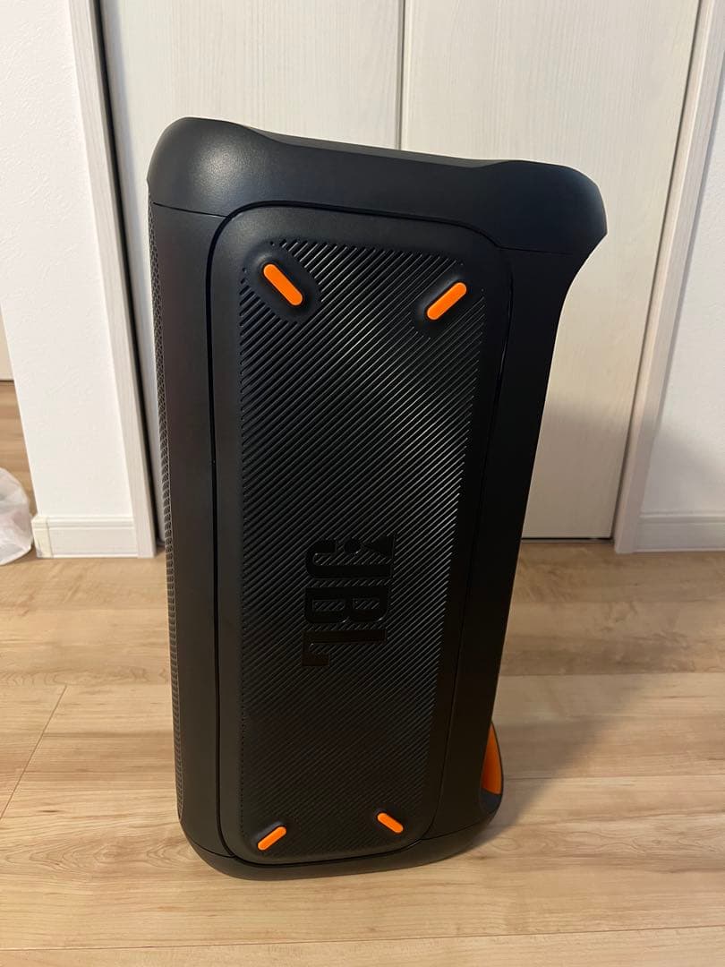 スピーカー・ウーファー JBL Partybox100