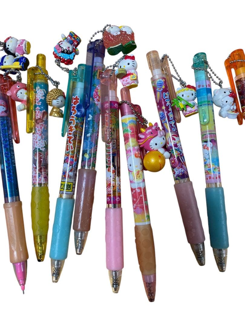 【新品と傷汚れあり】ご当地キティグッズ　合計33点