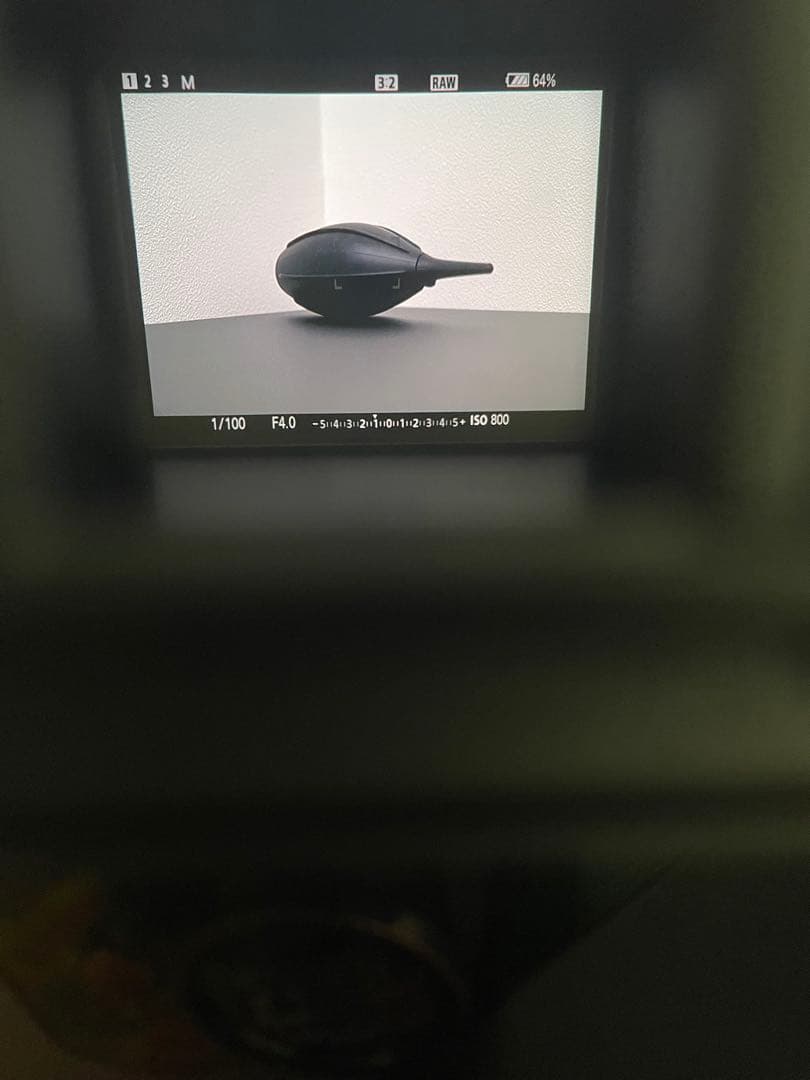 デジタルカメラ Sony A7R iii + FE 1.8 50mm Lens