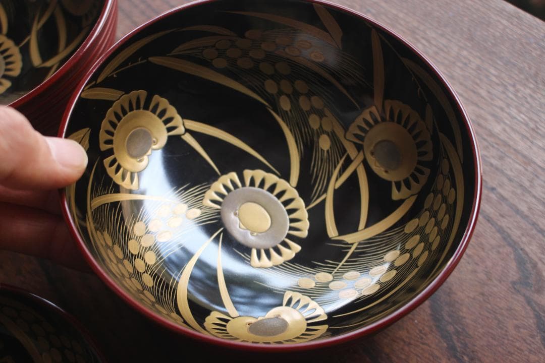デッドストック！深みある糸目紅溜塗に極上稲穂福来雀蒔絵のお椀2点（検輪島塗雑煮椀