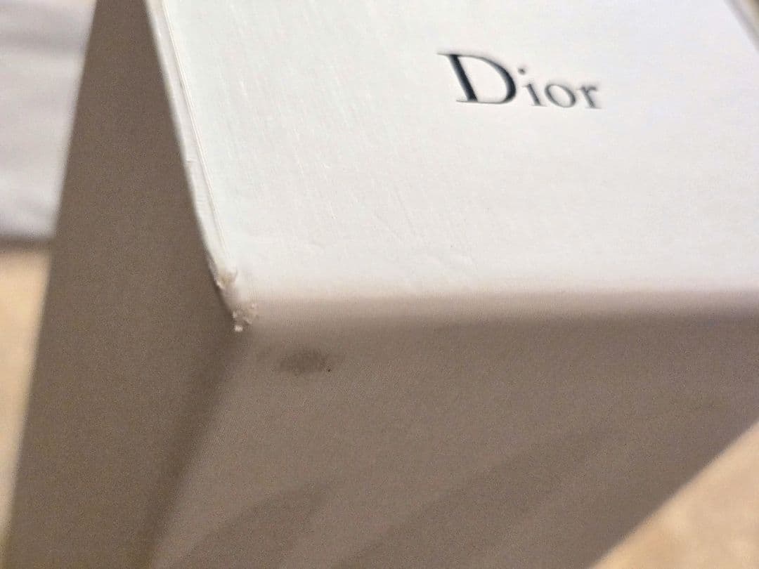 【Dior】 ブラックラウンドサングラス ケース付き