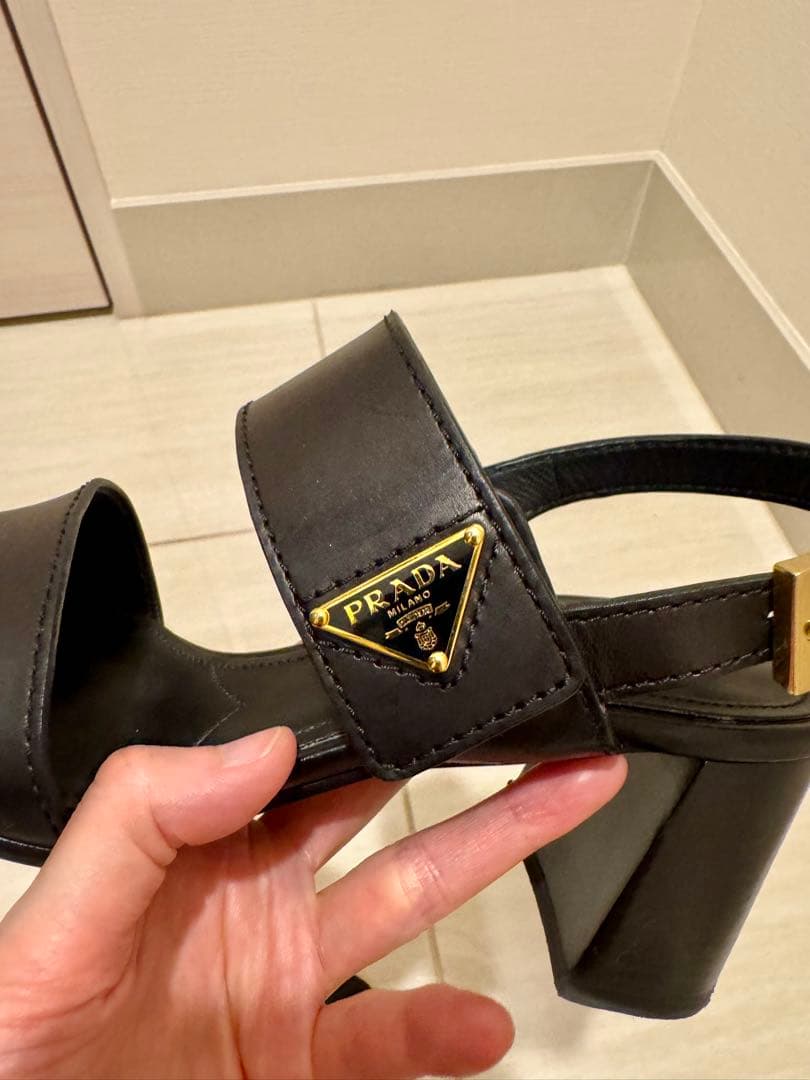 PRADA ブラック ヒールサンダル 37.5 / 24cm
