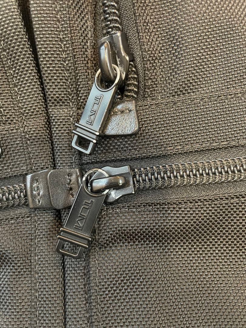 TUMI ブラック ビジネスバッグ 26109DH