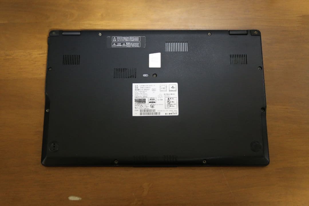 FUJITSU LIFEBOOK U9311/F 11世代 core i5