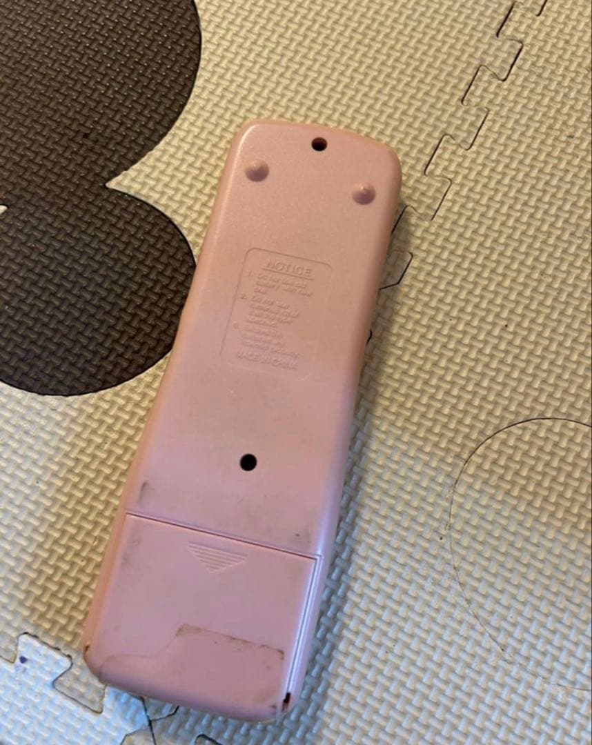 ディズニー　ミッキーマウス型　ブラウン管テレビ　プリンセスモデル