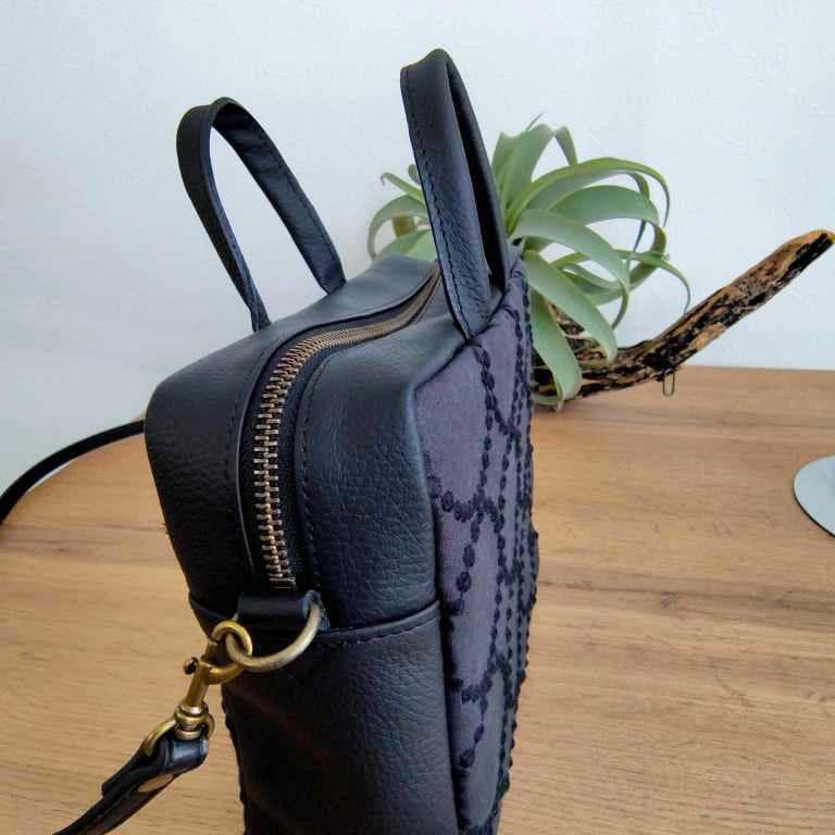 ミナペルホネン/2025tambourineタンバリンチャコール/スクエアー本革